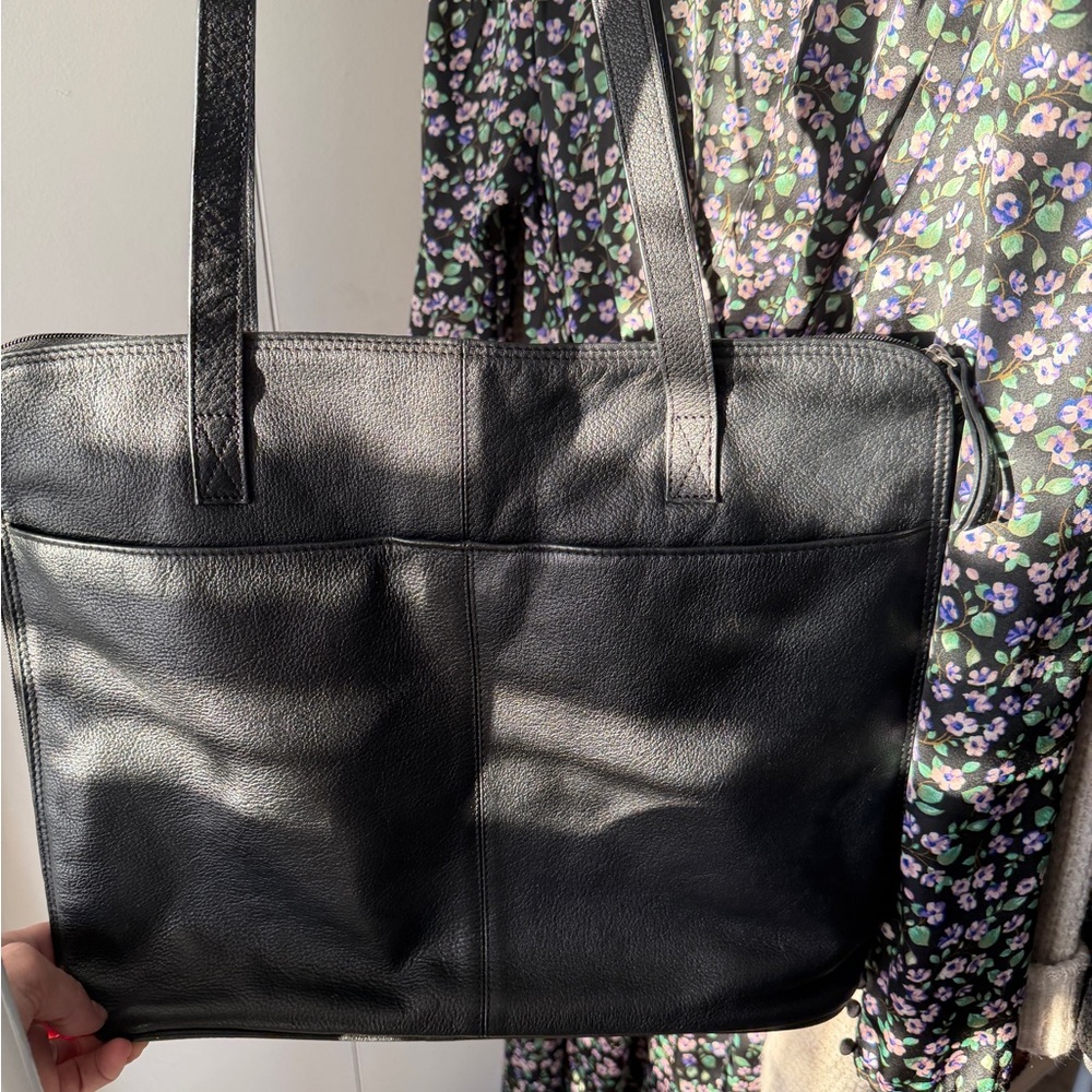 Latico Classic Black Leather Tote